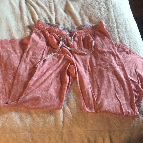 Set of 2 Sonoma pjs. - Picture 1 of 8